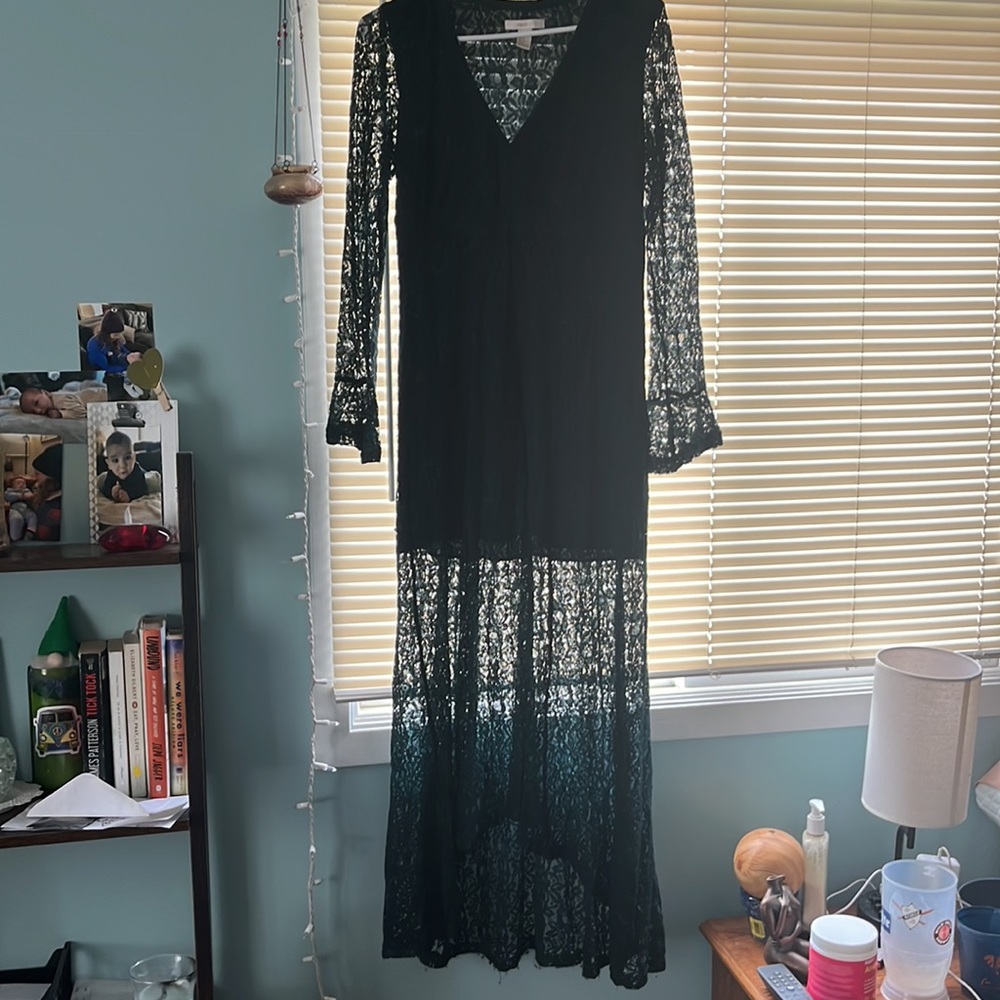 Maxi green lace dress